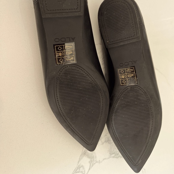 Aldo pointed black leather pumps - Picture 3 of 5